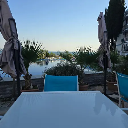 Paradise Blue Bay Апартамент *